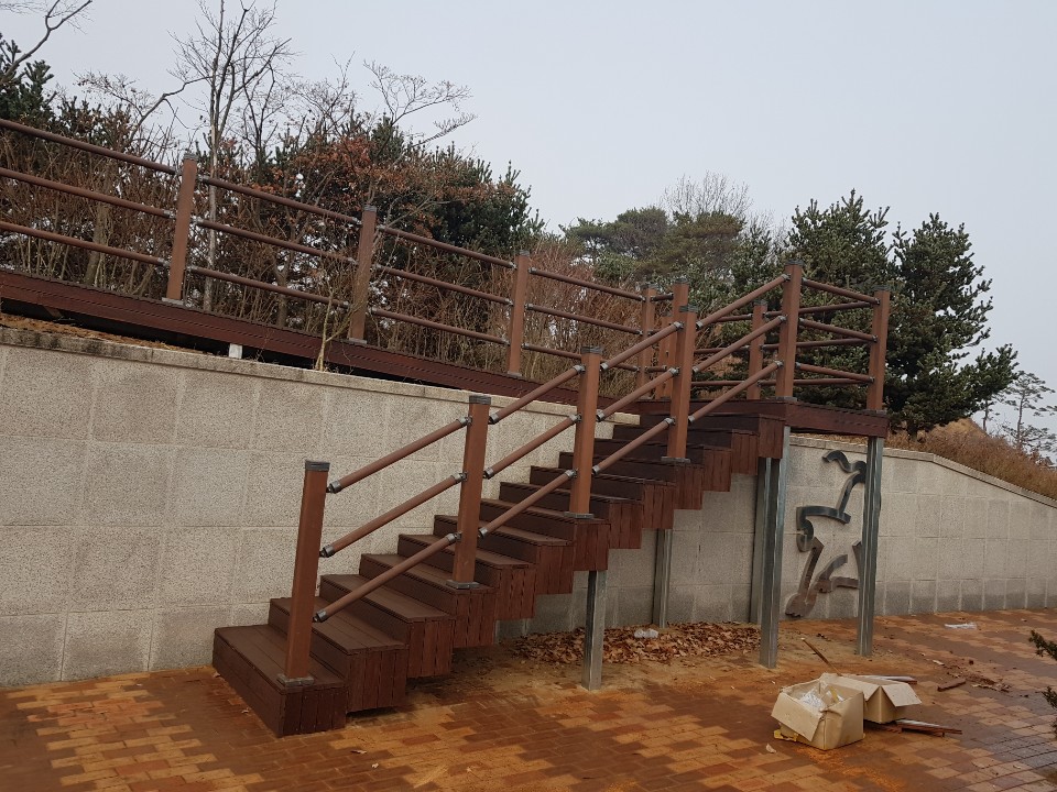 세종 은하수공원 합성목재 전망데크 시공 — 사진 11