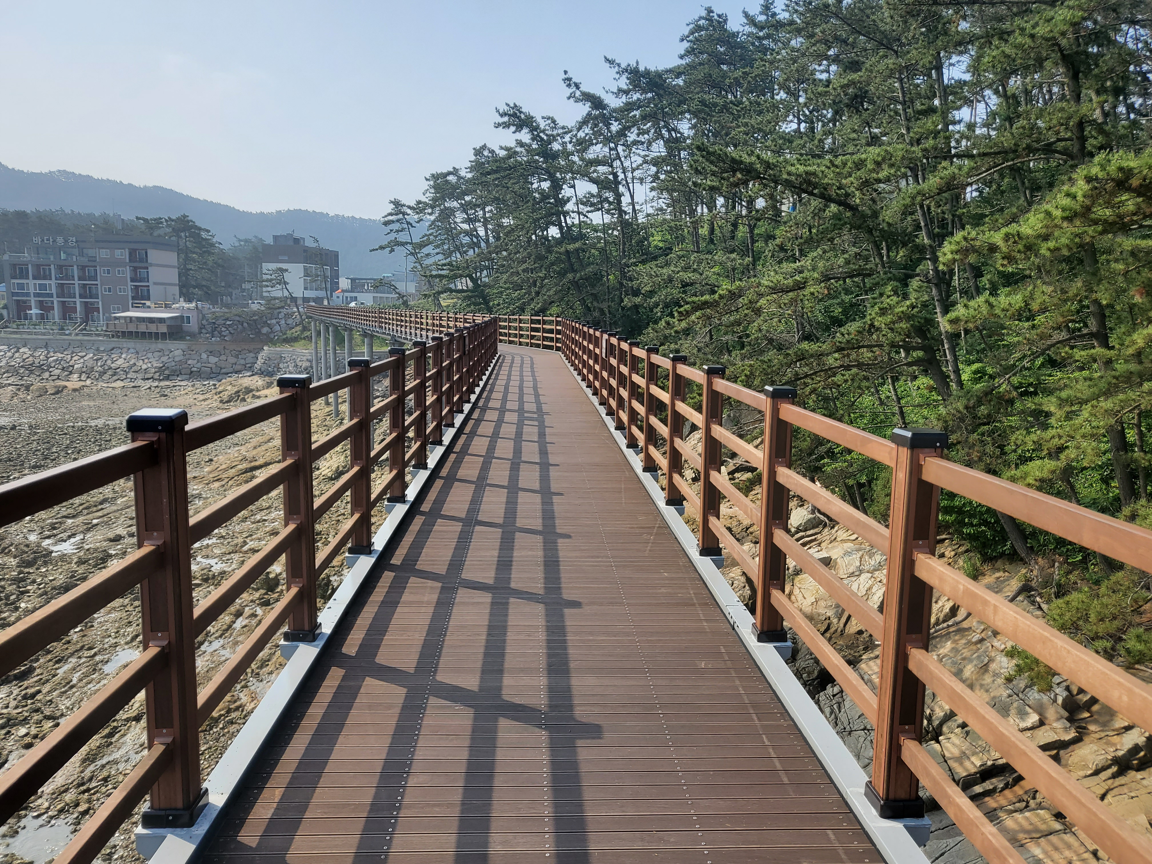 태안 해안 산책로 프리미엄 합성목재 데크 — 사진 2