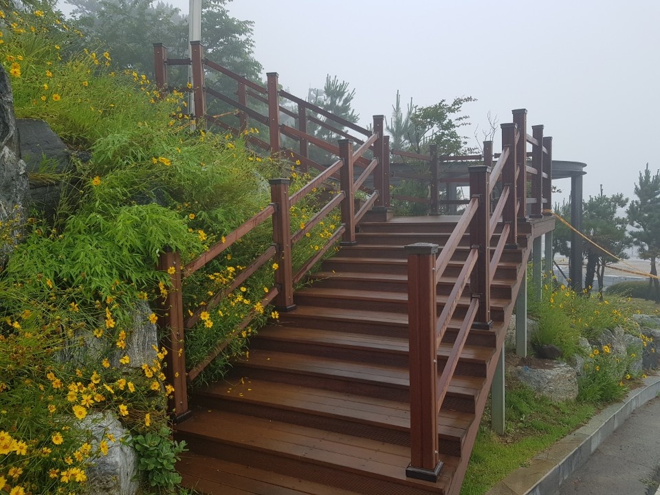 태안 해안 산책로 프리미엄 합성목재 데크 — 사진 9