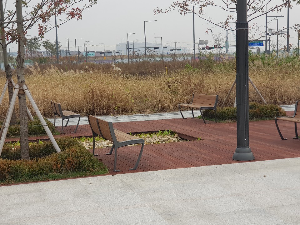 평택 공원형 프리미엄 합성목재 WPC 데크 — 사진 3